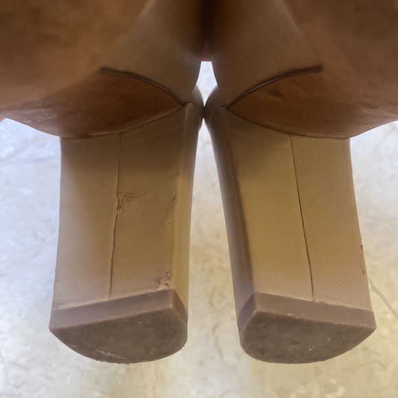 Vince Tan Leather Block Heel Slides - Picture 9 of 9